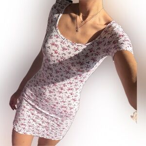 PrettyLittleThing White Floral Dress